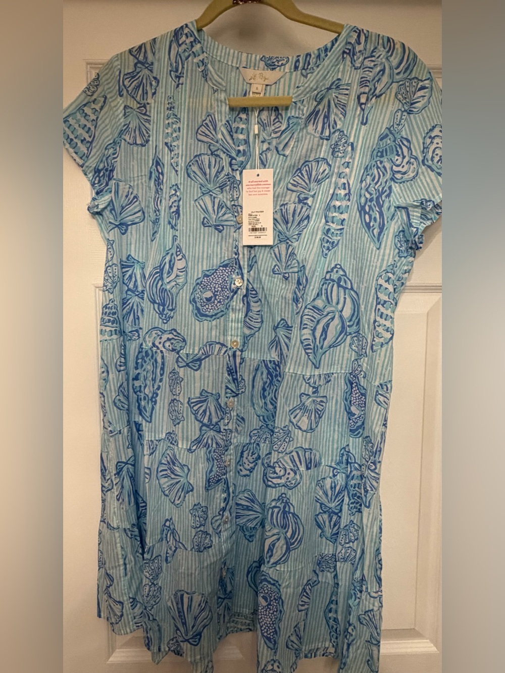 NWT Lilly Pulitzer Féria Tiered Coverup
Size S